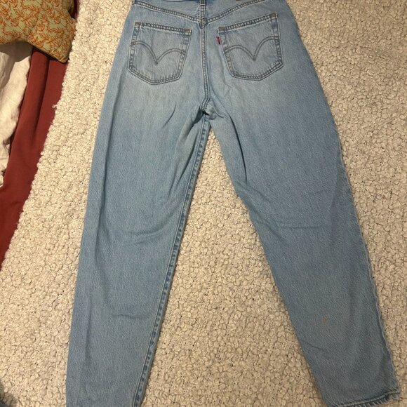 Levi's High Rise Loose Tapered Jeans - Picture 3 of 10